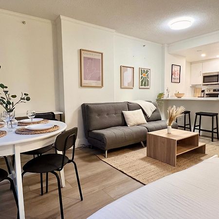 Apartamento Stunning Skyline Views In A Cozy And Stylish Abode Vancouver Exterior foto